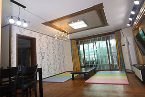 Gyeongju Raspberry Pension