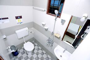 Base9 Airport Hotel