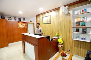 Base9 Airport Hotel