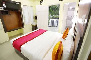 Base9 Airport Hotel