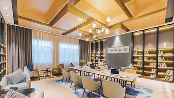 Atour Hotel Gold Beach Qingdao