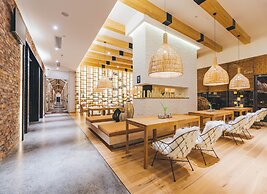 Atour Hotel Yuyang West Road Yulin