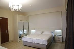 Full Comfort Apartment at Chavchavadze