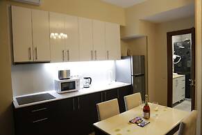 Full Comfort Apartment at Chavchavadze