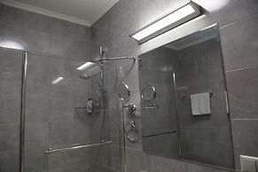 Full Comfort Apartment at Chavchavadze