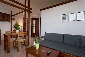 Proimos Apartments