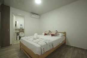 Nauticus Hotel