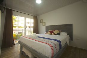 Nauticus Hotel