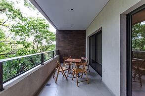 Domus Deluxe Apartment