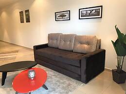 Domus Deluxe Apartment
