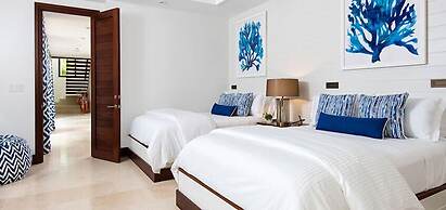 Villa Hawksbill