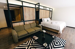 Luoxo Hotel