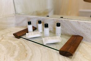 Luoxo Hotel