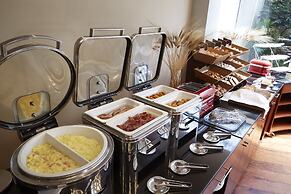 Luoxo Hotel