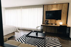 Luoxo Hotel