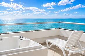 The Mint Resort Isla Mujeres