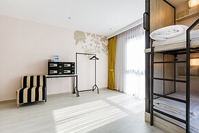 Vacay Aonang Hotel