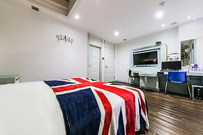 Born Hotel Cheongju