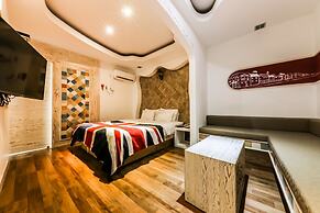 Born Hotel Cheongju
