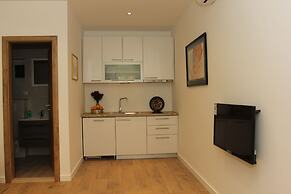 Apartment House Vitaic