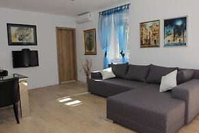 Apartment House Vitaic