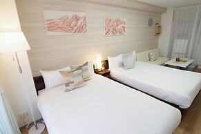 Nipponbashi Art Hotel