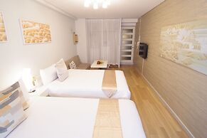 Nipponbashi Art Hotel