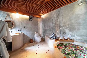 The Sender Pool Suite