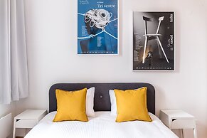 F11 Gallery