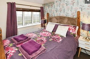 Charming 5-bed House in Boston Lincolnshire