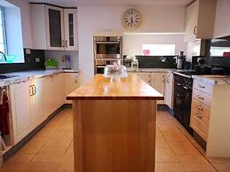 Charming 5-bed House in Boston Lincolnshire