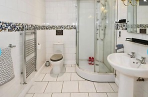 Charming 5-bed House in Boston Lincolnshire
