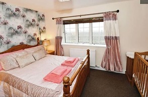 Charming 5-bed House in Boston Lincolnshire