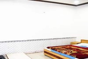 Hotel Goverdhan Tourist Complex