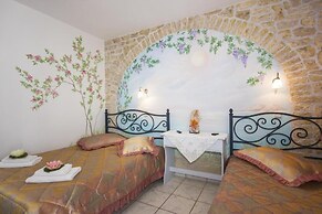 Amaryllis Studios