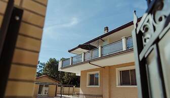 Aurum Suites