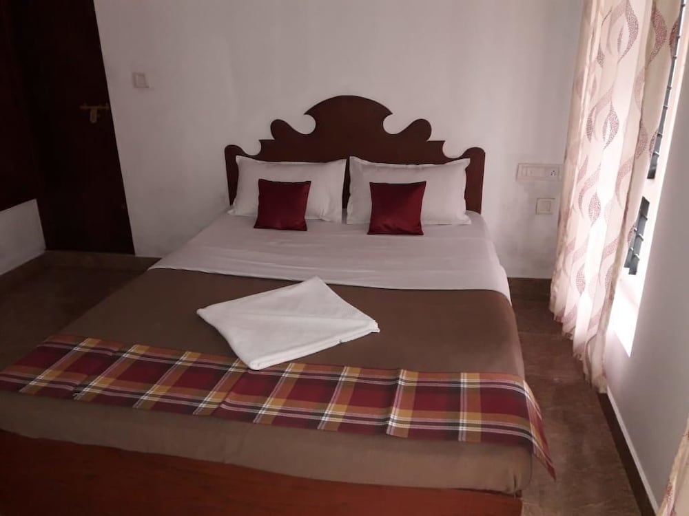 Jungle Valley Resort