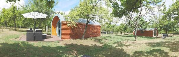 Orchard Farm Luxury Glamping