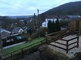 Cottage Hill