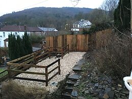 Cottage Hill