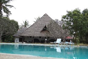 Travellers Paradise Diani - Hostel
