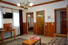 Hotel Adonis