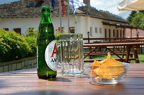 Hotel Adonis