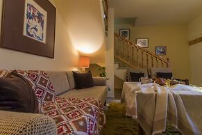 Kyveli Cottage