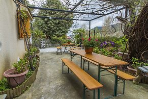 Kyveli Cottage