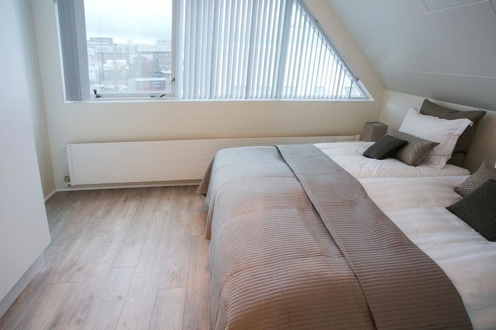 Penthouse downtown Free parking