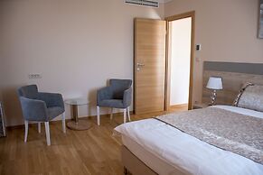 Benjamin Hotel