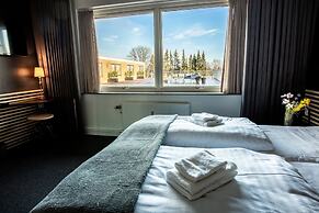 Hotel B