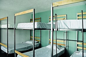 Jirafa Roja Hostel
