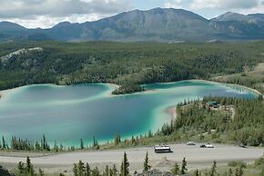 Raven Inn Whitehorse